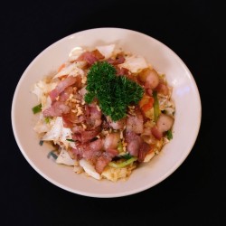 Bắp Cải Xào Ba Rọi Xông Khói